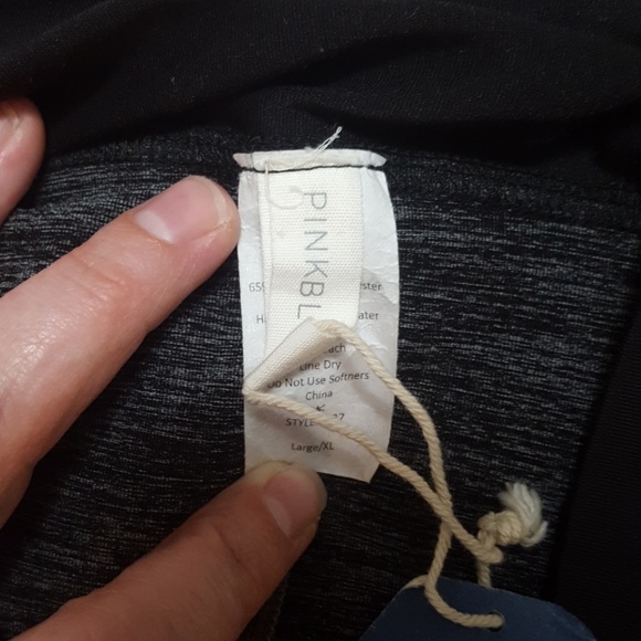 Maternity workout capris - Picture 3 of 3